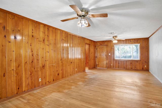 533 Ditmar St, Pensacola, FL 32503