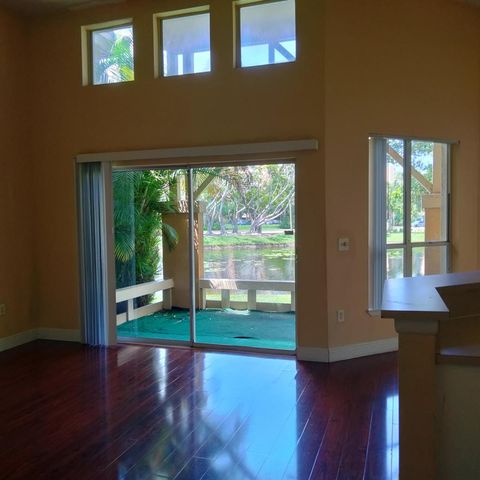 4759 Via Palm Lakes 305, West Palm Beach, FL 33417