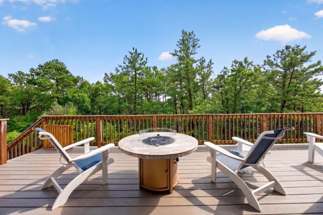 58 Woody Nook, Plymouth, MA 02360