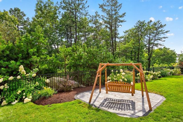 58 Woody Nook, Plymouth, MA 02360