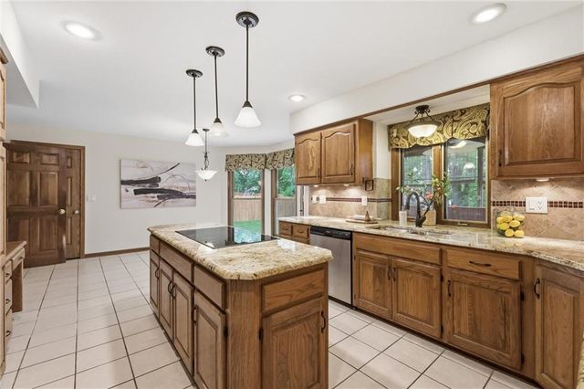 1505 82nd Terrace, Kansas City, MO 64118