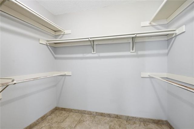1505 82nd Terrace, Kansas City, MO 64118