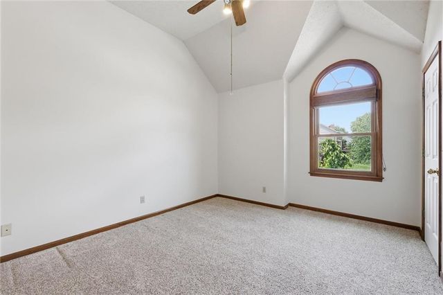 1505 82nd Terrace, Kansas City, MO 64118