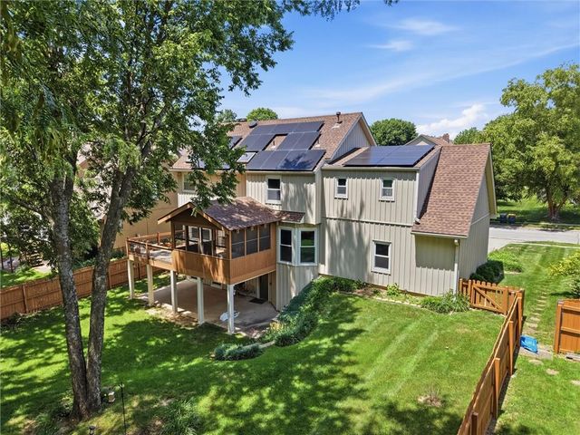 1505 82nd Terrace, Kansas City, MO 64118