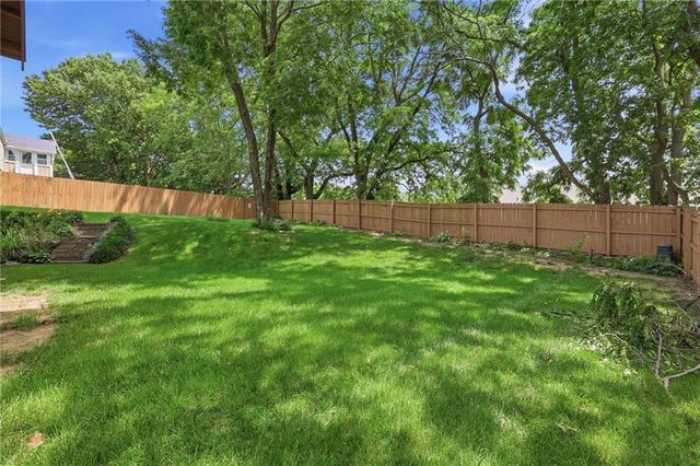 1505 82nd Terrace, Kansas City, MO 64118