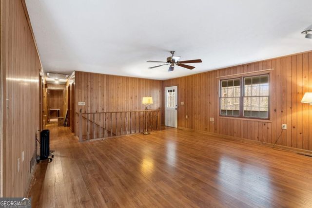 9710 South Helton Road, Winston, GA 30187