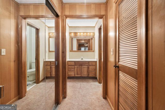 9710 South Helton Road, Winston, GA 30187