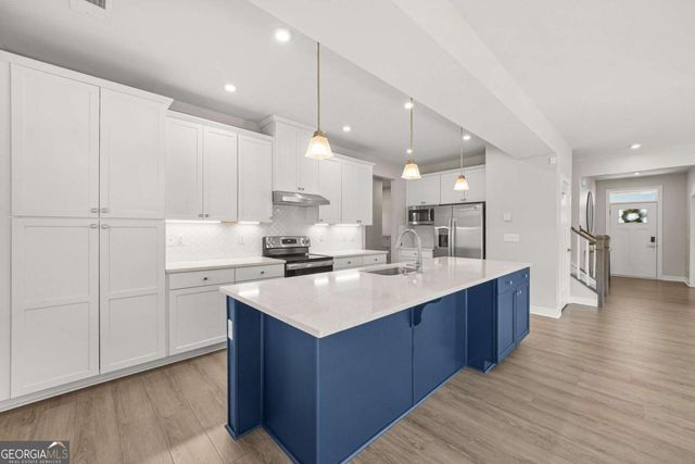 1013 CLIMBING ROSE Way, Mcdonough, GA 30253