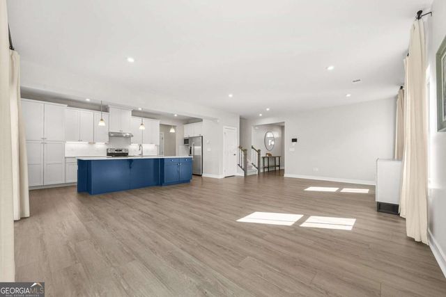 1013 CLIMBING ROSE Way, Mcdonough, GA 30253