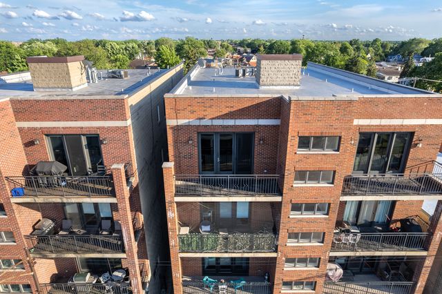 7443 W Irving Park Road 4E, Chicago, IL 60634