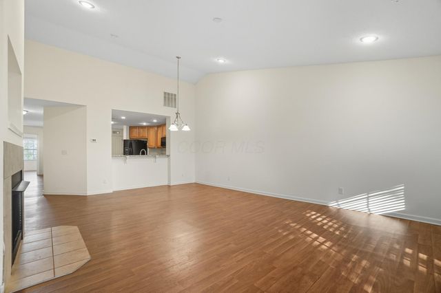 5468 Nottinghamshire Lane, Westerville, OH 43081