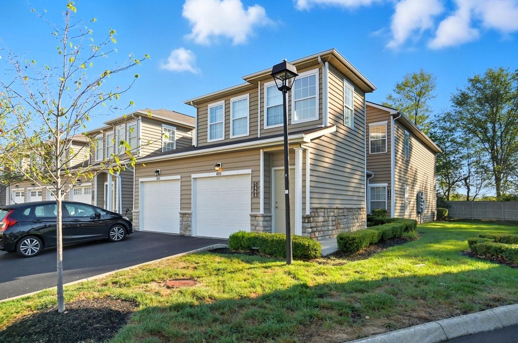 5468 Nottinghamshire Lane, Westerville, OH 43081