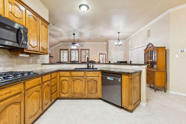 6316 Fall River Drive, The Colony, TX 75056