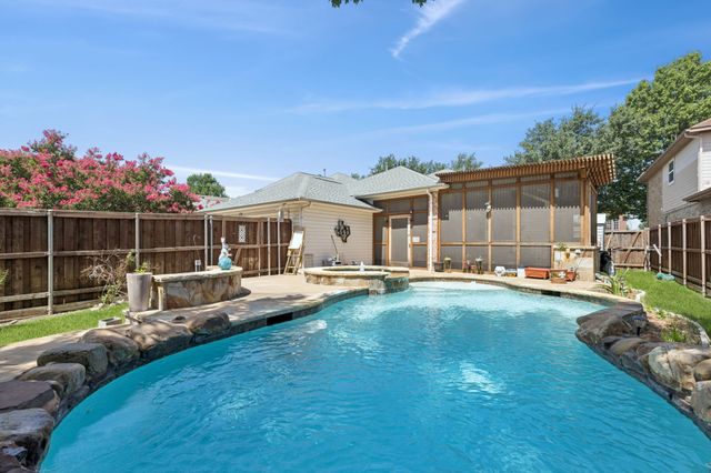 6316 Fall River Drive, The Colony, TX 75056