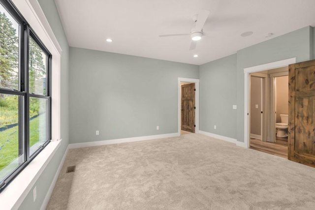 9998 211th Court N, Forest Lake, MN 55025