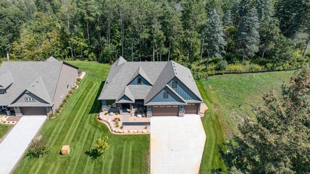 9998 211th Court N, Forest Lake, MN 55025