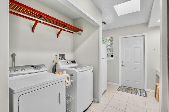 4424 FRIAR TUCK LANE, Sarasota, FL 34232