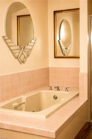 2822 Croix CT, Virginia Beach, VA 23451