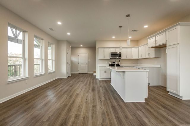 31 N Winkley Shoals Cove, Heber Springs, AR 72543