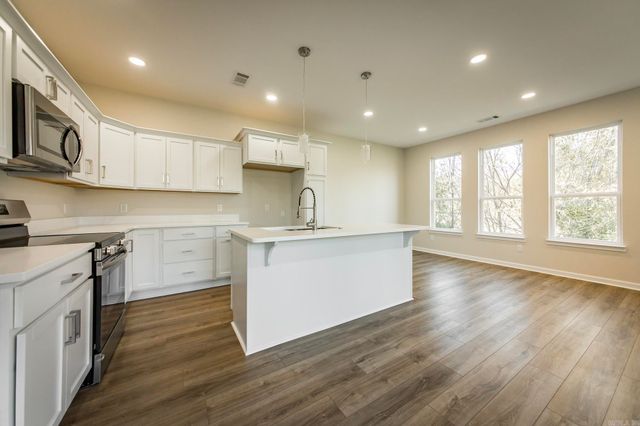 31 N Winkley Shoals Cove, Heber Springs, AR 72543