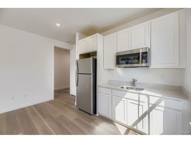 12769 W Glasgow Pl, Littleton, CO 80127