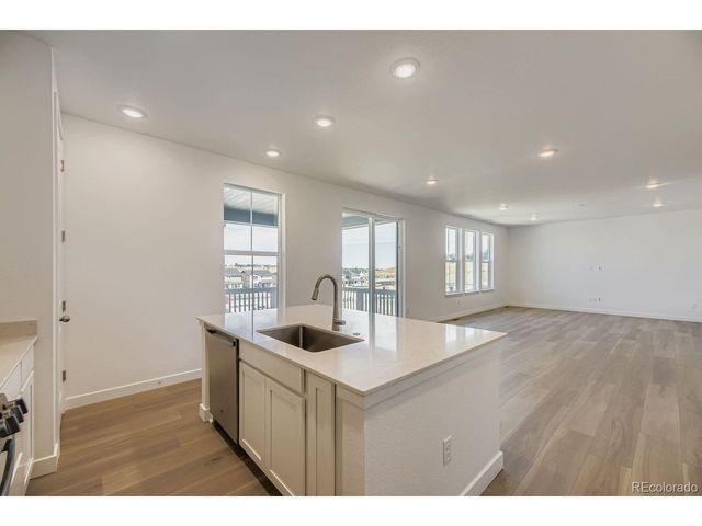 12769 W Glasgow Pl, Littleton, CO 80127