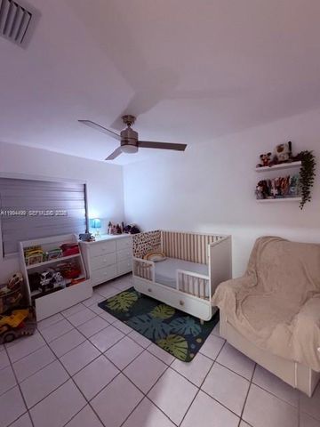 12840 SW 43rd Dr 274-B, Miami, FL 33175