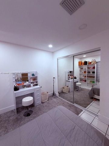 12840 SW 43rd Dr 274-B, Miami, FL 33175