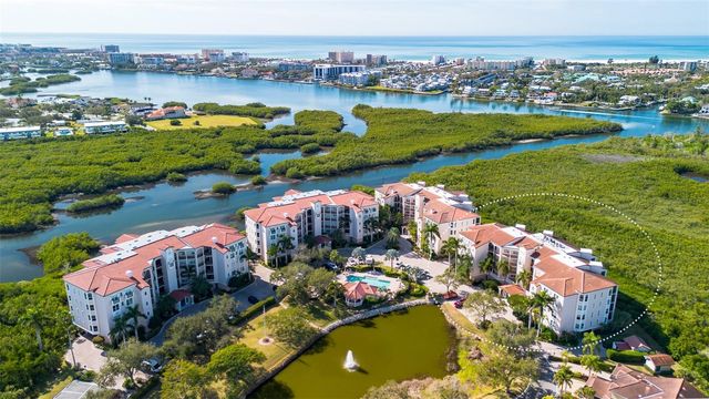 5420 EAGLES POINT CIRCLE 304, Sarasota, FL 34231