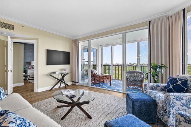 5420 EAGLES POINT CIRCLE 304, Sarasota, FL 34231