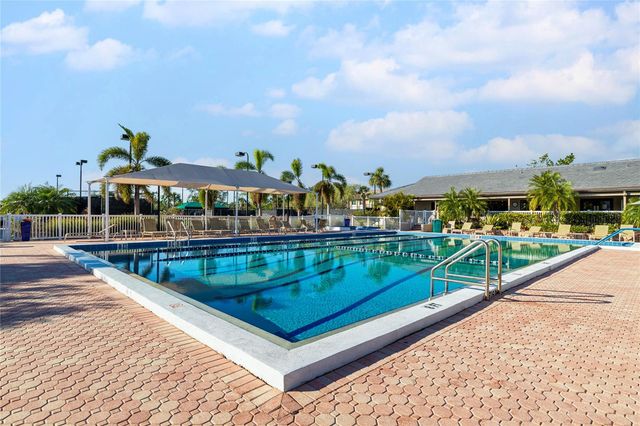 5420 EAGLES POINT CIRCLE 304, Sarasota, FL 34231