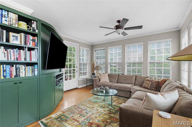 7456 Parkdale Avenue, Clayton, MO 63105