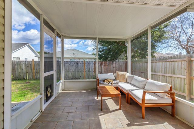 13 Kathleen Drive, Mary Esther, FL 32569