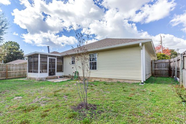 13 Kathleen Drive, Mary Esther, FL 32569