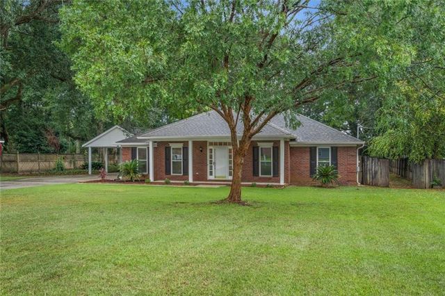 11949 Estel Waller Road, Grand Bay, AL 36541