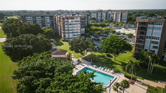 1100 Saint Charles Pl 620, Pembroke Pines, FL 33026