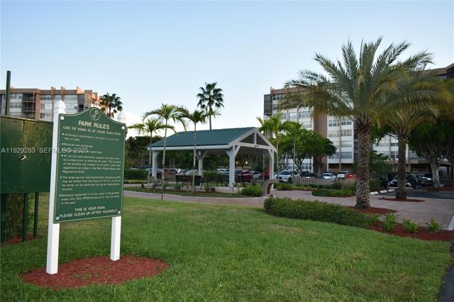 1100 Saint Charles Pl 620, Pembroke Pines, FL 33026