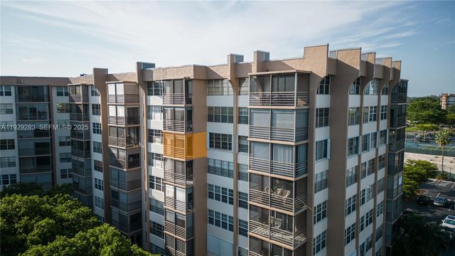 1100 Saint Charles Pl 620, Pembroke Pines, FL 33026