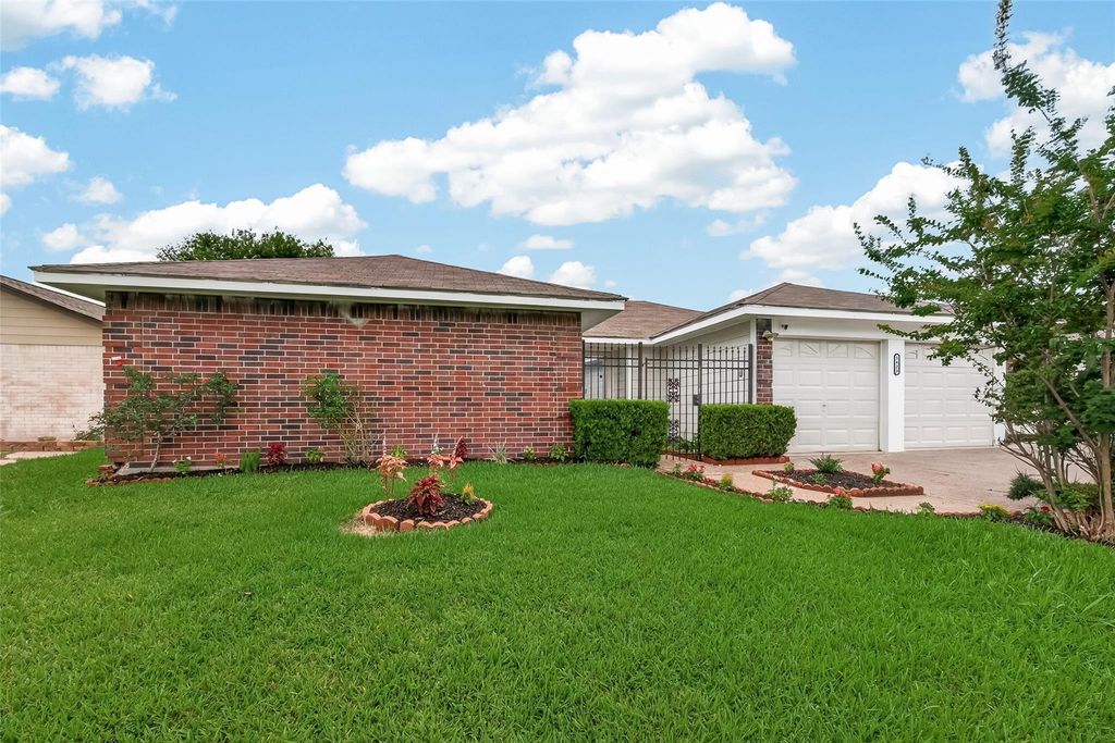 1423 Willersley Lane, Channelview, TX 77530