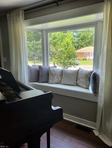 2809 Butternut DR, Hampton, VA 23666