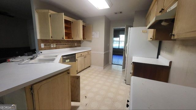 102 Douglas Court, Eatonton, GA 31024