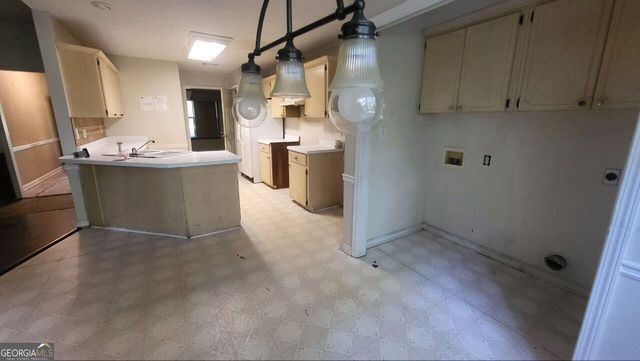 102 Douglas Court, Eatonton, GA 31024