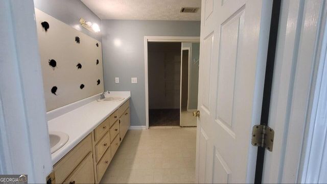 102 Douglas Court, Eatonton, GA 31024