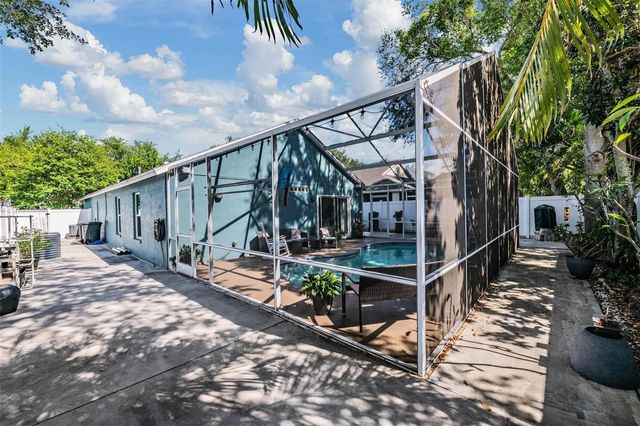 1686 OAK SPRING DRIVE, Tarpon Springs, FL 34689