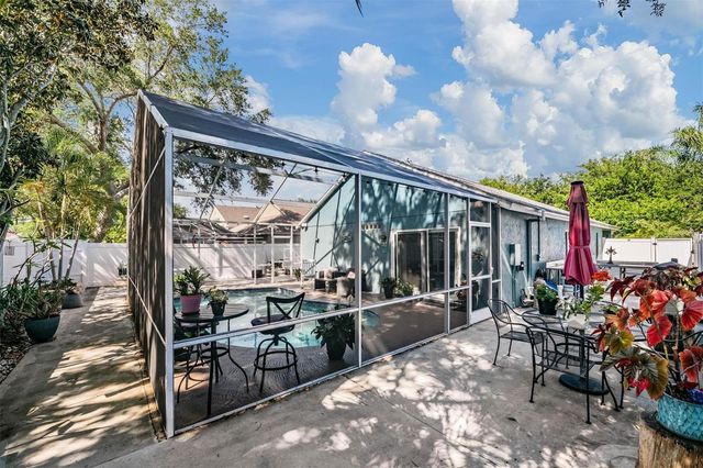 1686 OAK SPRING DRIVE, Tarpon Springs, FL 34689