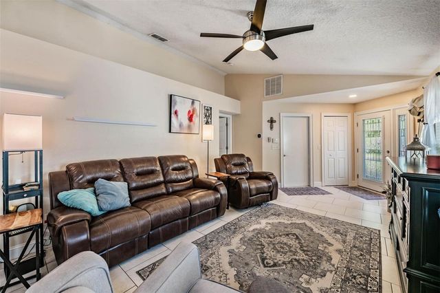 1686 OAK SPRING DRIVE, Tarpon Springs, FL 34689