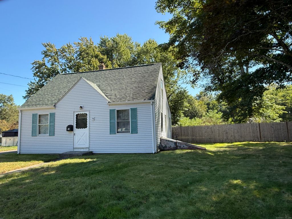 29 Porterbrook Avenue, East Hartford, CT 06118