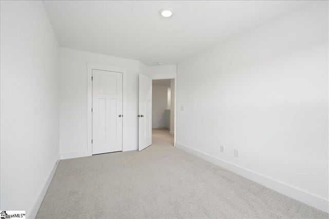 28 Shoemaker Road, Greenville, SC 29617