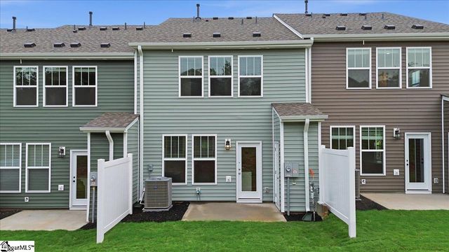 28 Shoemaker Road, Greenville, SC 29617