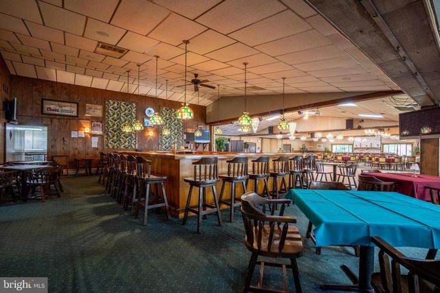 145 CHAMBERLAINE AVE, Pottsville, PA 17901